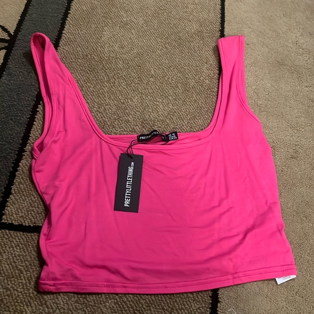 From pretty little things, new with tags, size 6